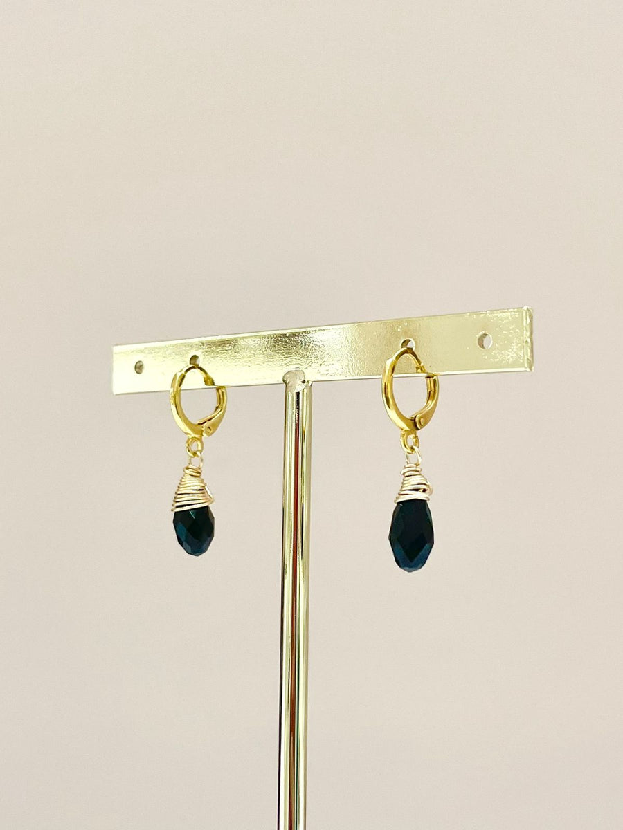 ARETES GOTA CRISTAL NEGRO